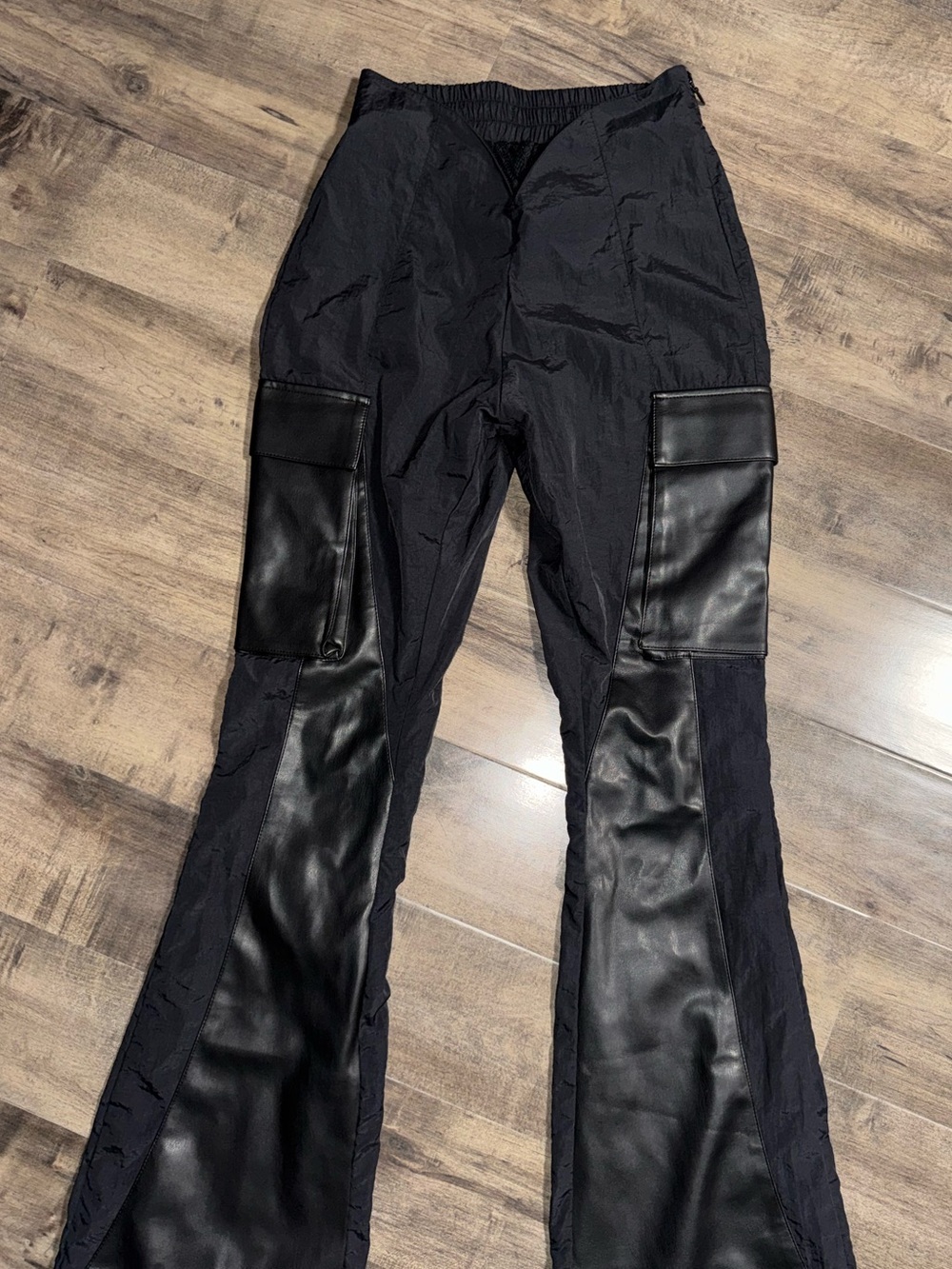 MDV Leather Front Flare Cargo Pants Black 8 NWOT - Picture 3 of 11